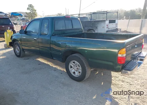2001 Toyota Tacoma z USA, uszkodzony, nr VIN 5TEVL52N31Z808055